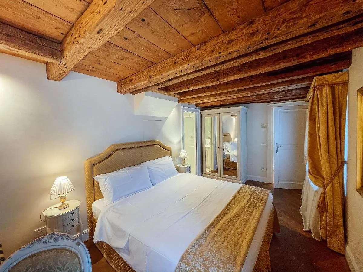 Ai Savi Di Venezia Apartment  Venice